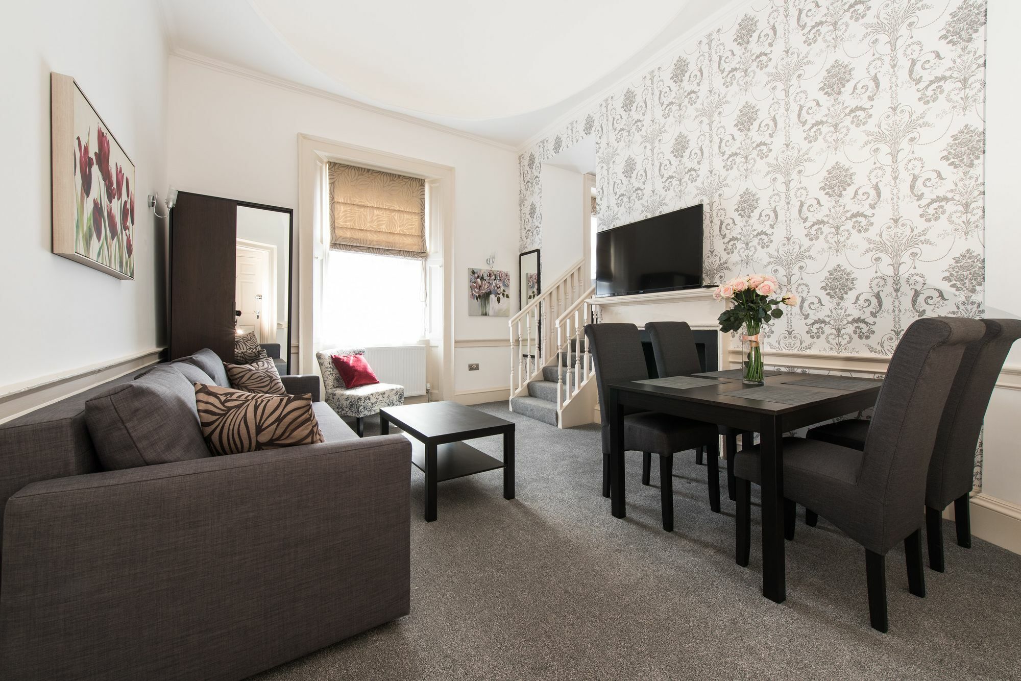 Royal Princes Suites EDI Exterior foto