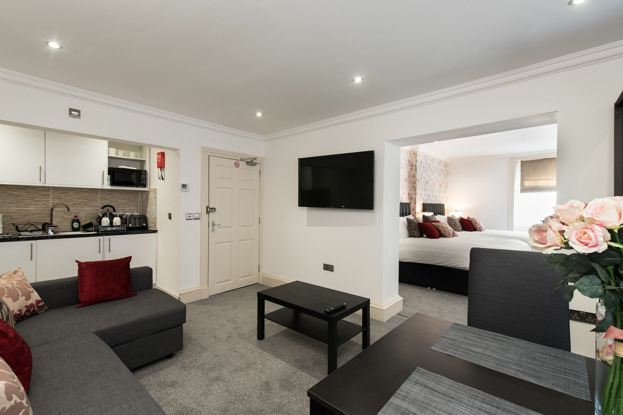 Royal Princes Suites EDI Exterior foto
