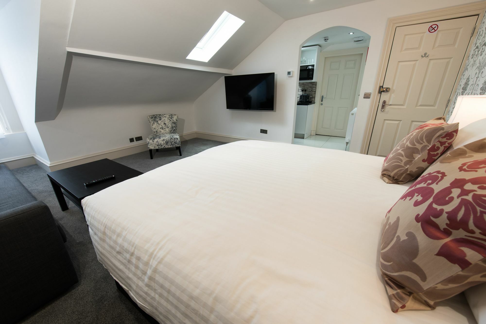 Royal Princes Suites EDI Exterior foto