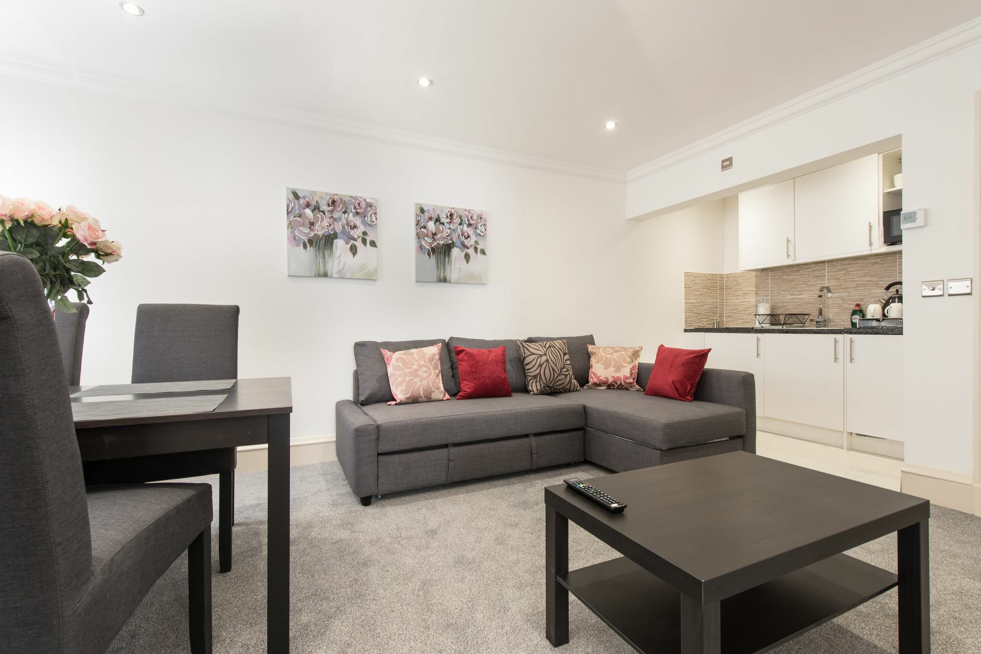 Royal Princes Suites EDI Exterior foto