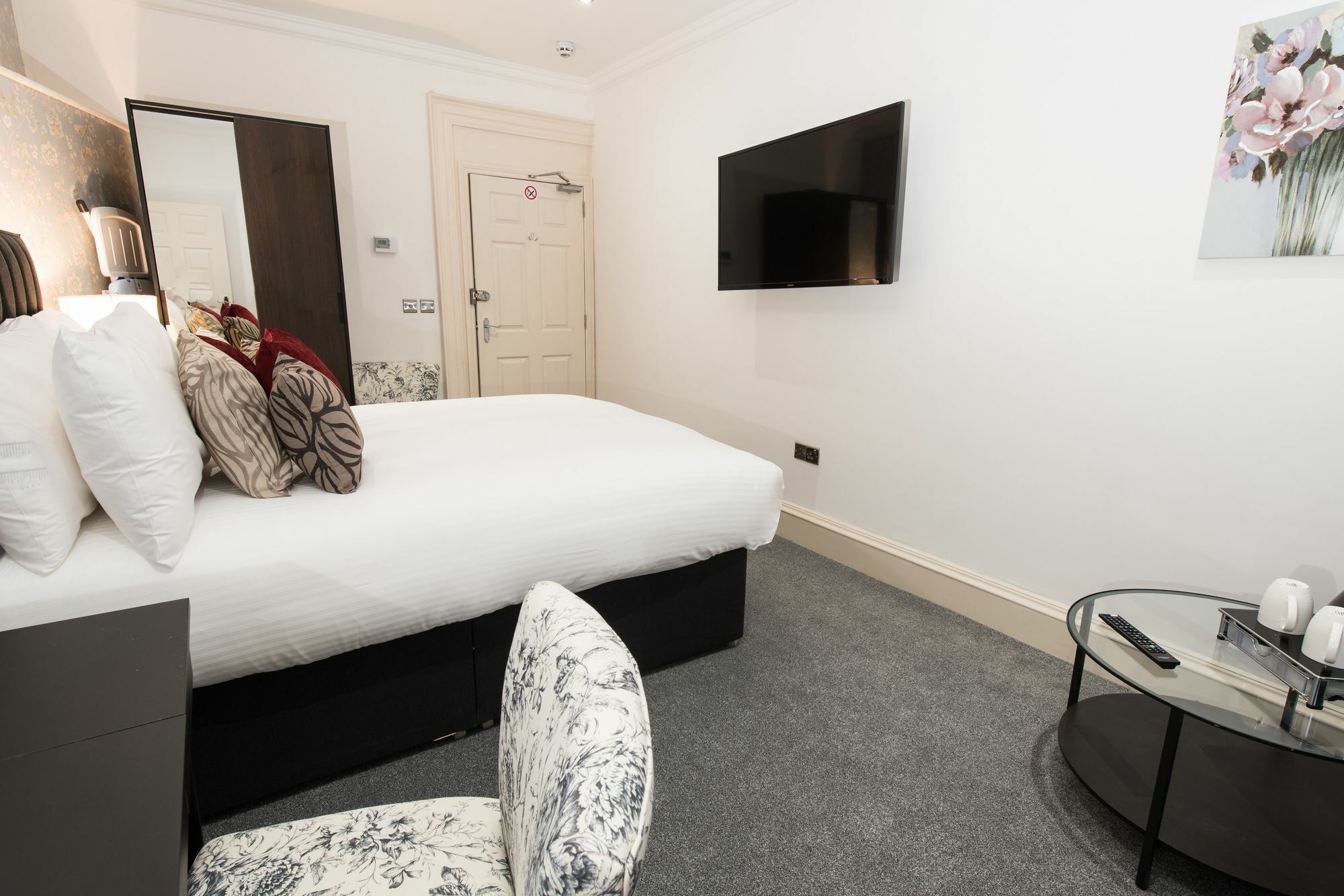 Royal Princes Suites EDI Exterior foto