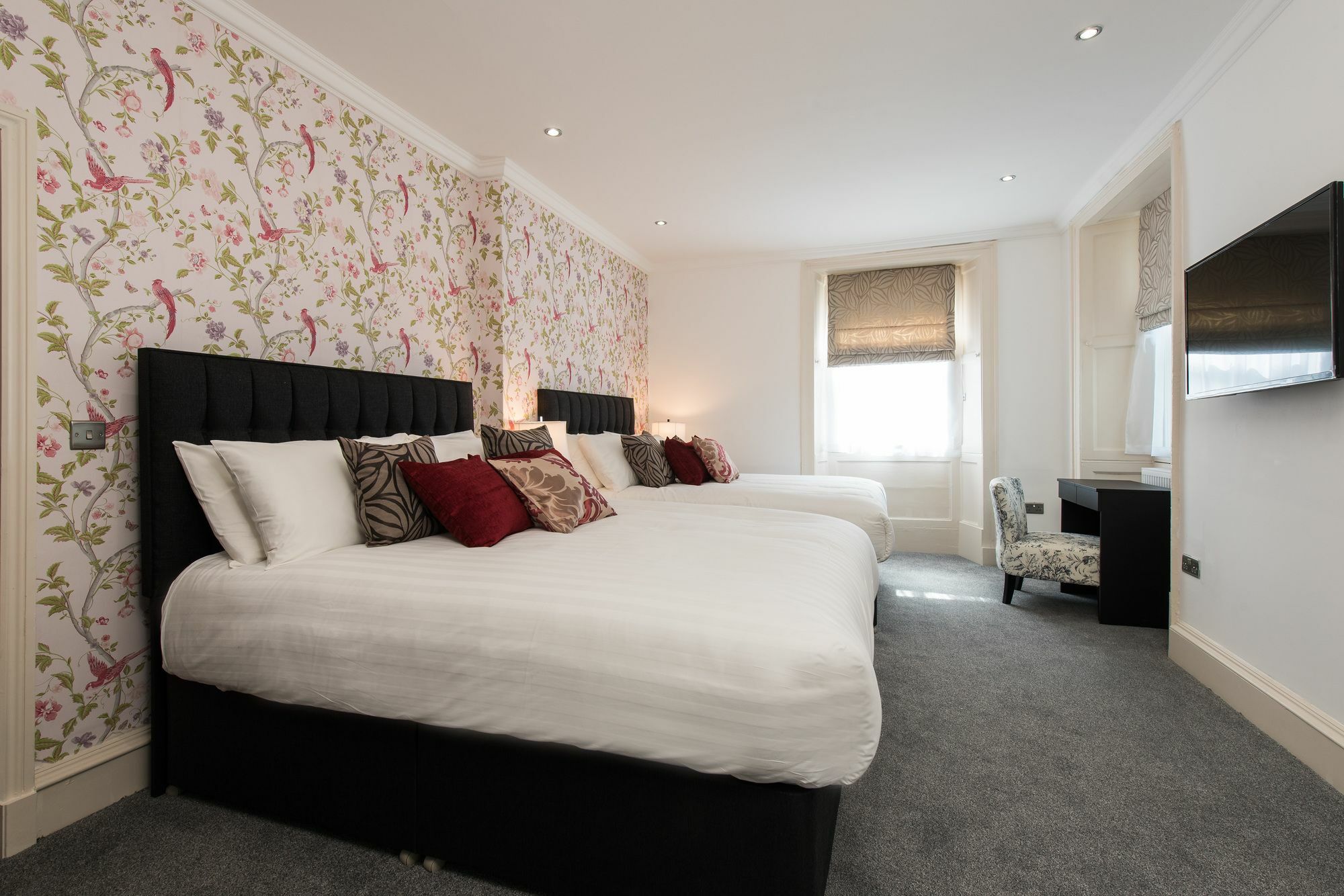Royal Princes Suites EDI Exterior foto